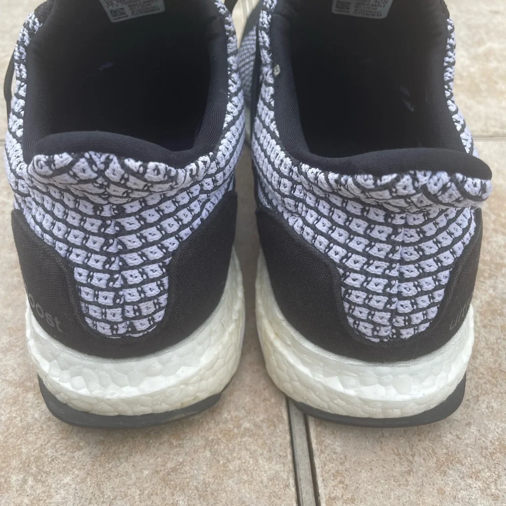 Adidas ULTRABOOST 5.0 DNA SHOES